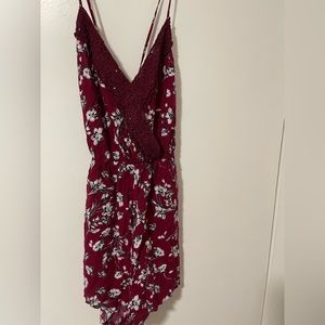 ambiance Floral Wine Crochet Accented Strappy Romper Sz M